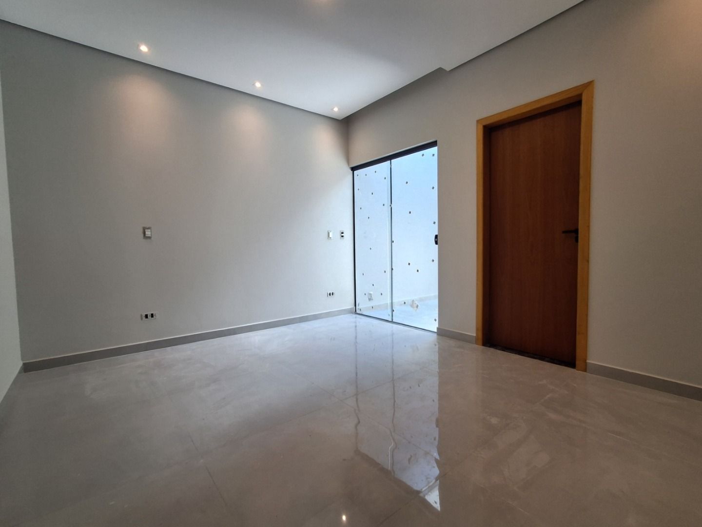 Casa com 3 dormitórios à venda, 120 m² por R$ 750.000,00 - Residencial José B Almeida - Londrina/PR