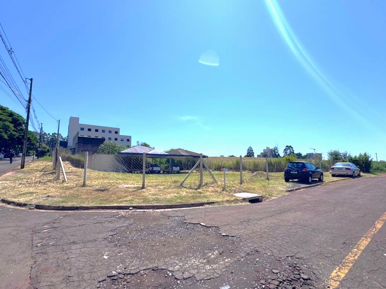 TERRENO COMERCIAL DE 909,25m2 NO TERRA BONITA