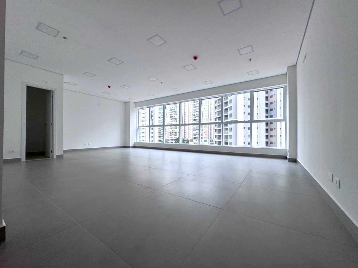 Comercial À Venda E Locação Quartier Londrina