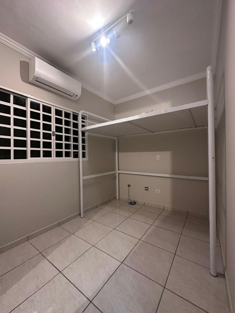 Imagens do imóveis Casa com 3 quartos à venda, 77 m² por R$ 395.000 - H.U. - Londrina/PR
