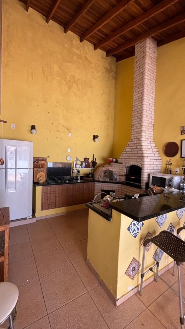 Casa com 4 dormitórios à venda, 260 m² por R$ 850.000,00 - Vivendas Do Arvoredo - Londrina/PR