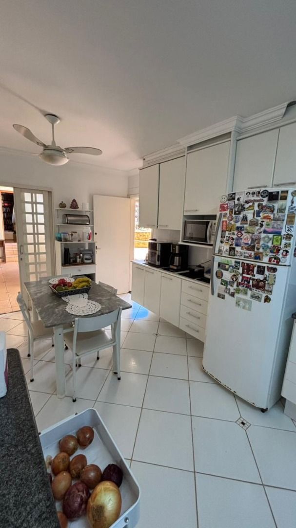 Casa com 4 dormitórios à venda, 260 m² por R$ 850.000,00 - Vivendas Do Arvoredo - Londrina/PR
