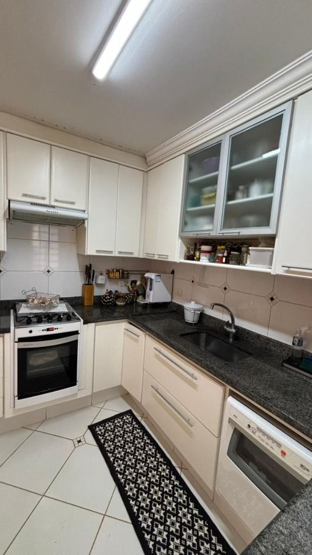 Casa com 4 dormitórios à venda, 260 m² por R$ 850.000,00 - Vivendas Do Arvoredo - Londrina/PR