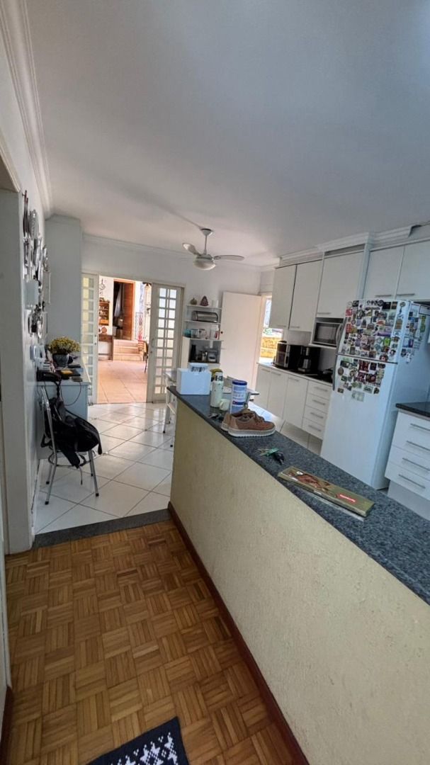 Casa com 4 dormitórios à venda, 260 m² por R$ 850.000,00 - Vivendas Do Arvoredo - Londrina/PR