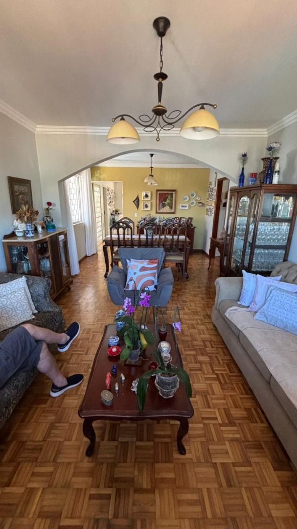 Casa com 4 dormitórios à venda, 260 m² por R$ 850.000,00 - Vivendas Do Arvoredo - Londrina/PR