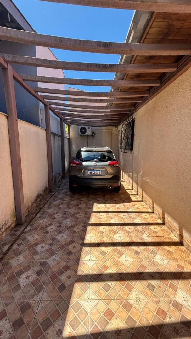 Casa com 4 dormitórios à venda, 260 m² por R$ 850.000,00 - Vivendas Do Arvoredo - Londrina/PR