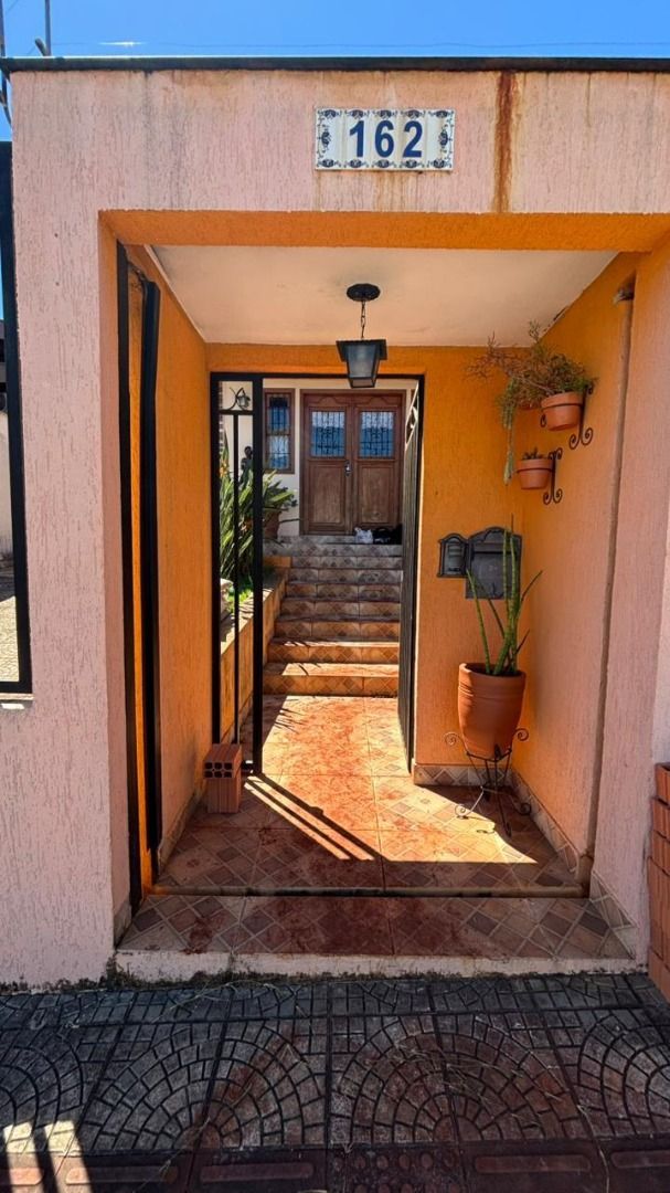 Casa com 4 dormitórios à venda, 260 m² por R$ 850.000,00 - Vivendas Do Arvoredo - Londrina/PR