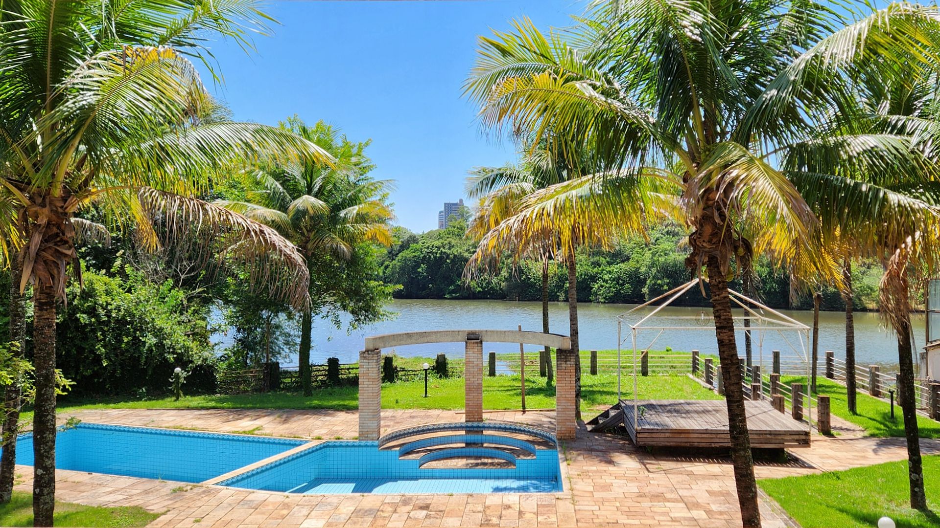 Casa a Venda no Bela Suíça (Londrina)