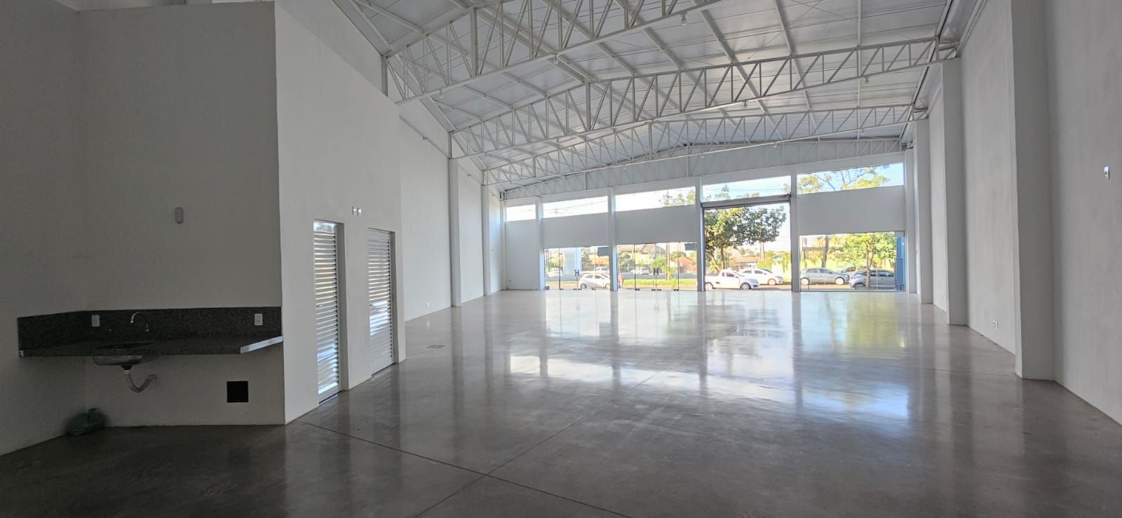 Barracão para alugar, 434 m² por R$ 14.000,00/mês - Messiânico - Londrina/PR