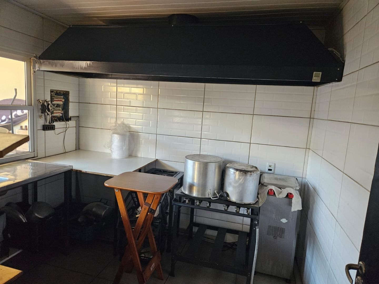 Loja para alugar, 250 m² por R$ 3.170,00/mês - Jardim Agari - Londrina/PR