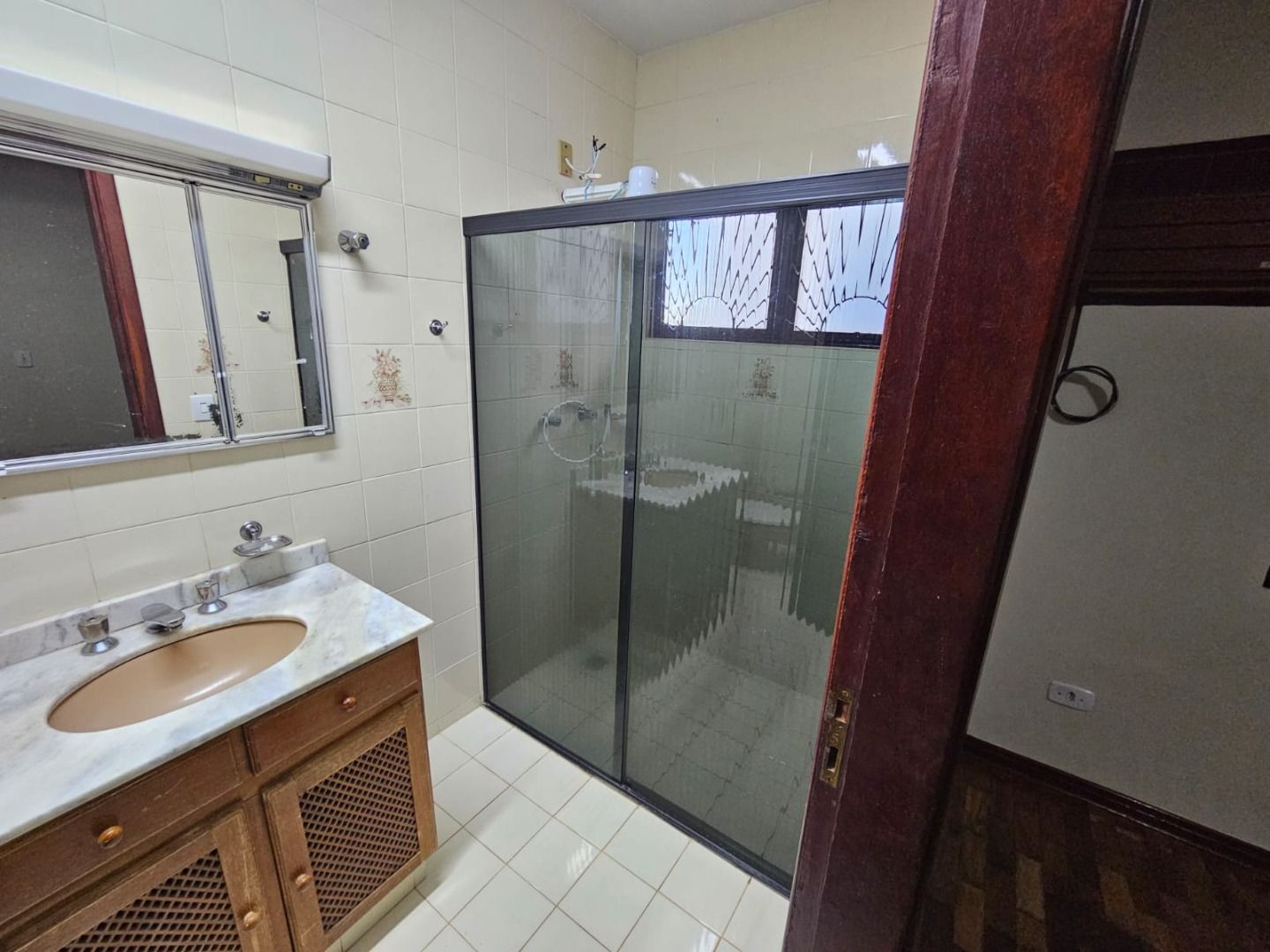 Casa com 5 dormitórios à venda, 447 m² por R$ 1.490.000,00 - Champagnat - Londrina/PR