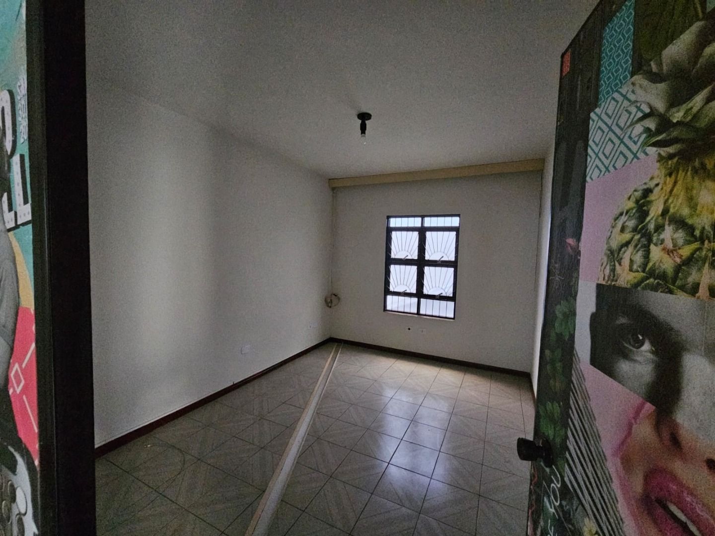 Casa com 5 dormitórios à venda, 447 m² por R$ 1.490.000,00 - Champagnat - Londrina/PR
