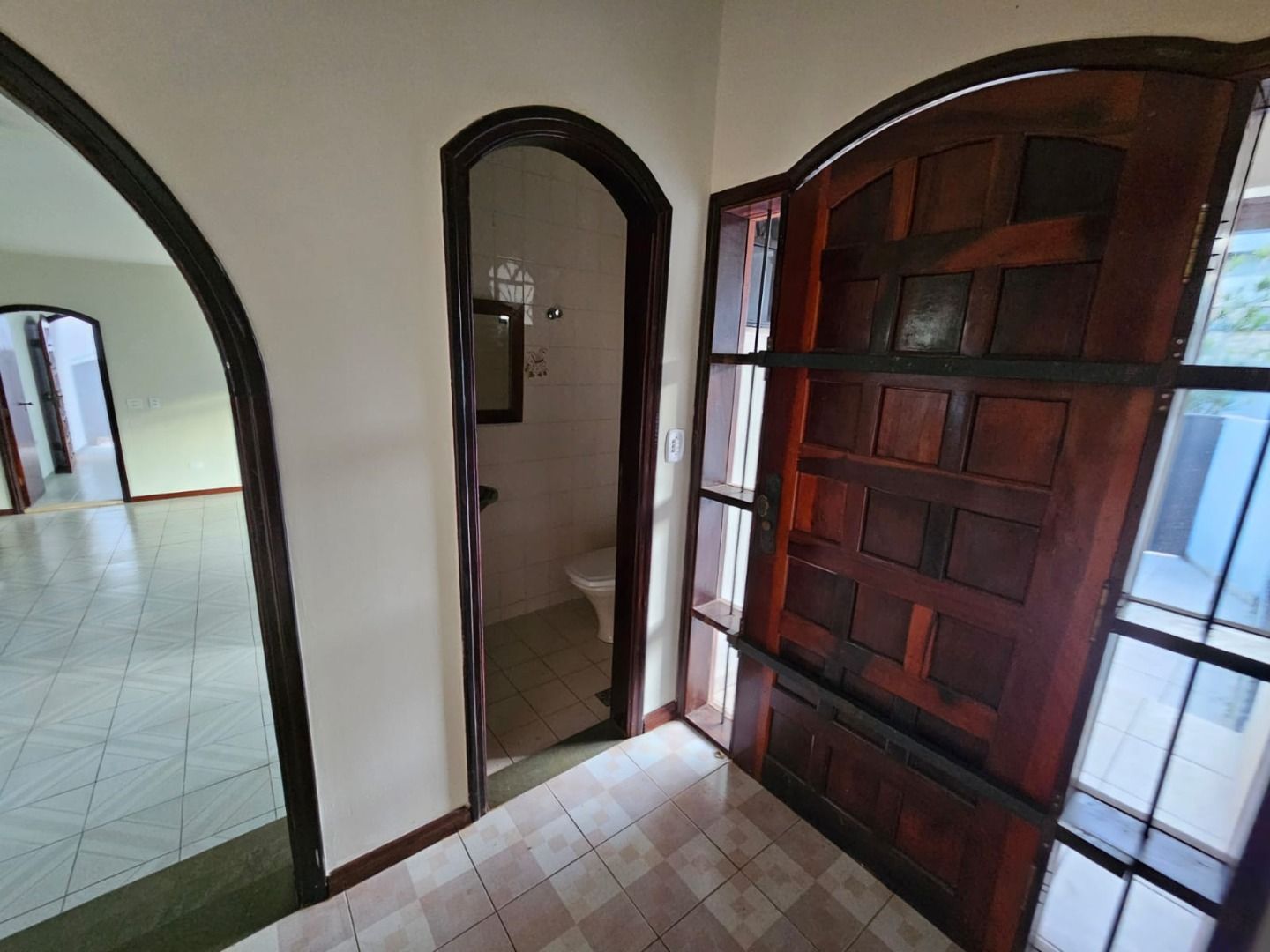 Casa com 5 dormitórios à venda, 447 m² por R$ 1.490.000,00 - Champagnat - Londrina/PR