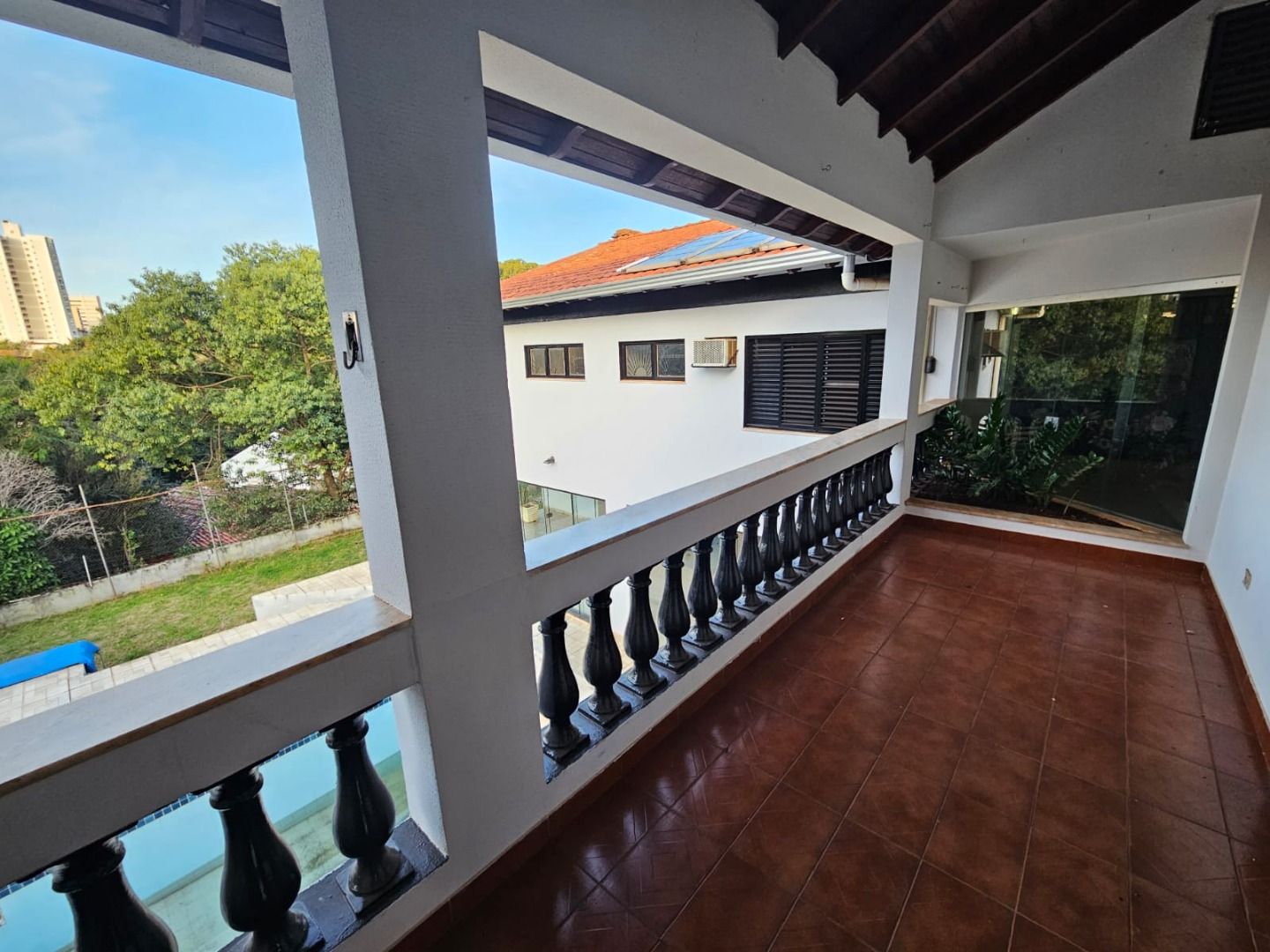 Casa com 5 dormitórios à venda, 447 m² por R$ 1.490.000,00 - Champagnat - Londrina/PR