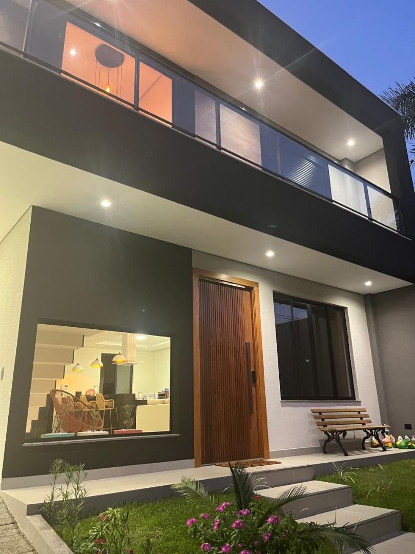 Casa com 3 dormitórios à venda, 274 m² por R$ 1.250.000,00 - Jardim Nápoles - Londrina/PR