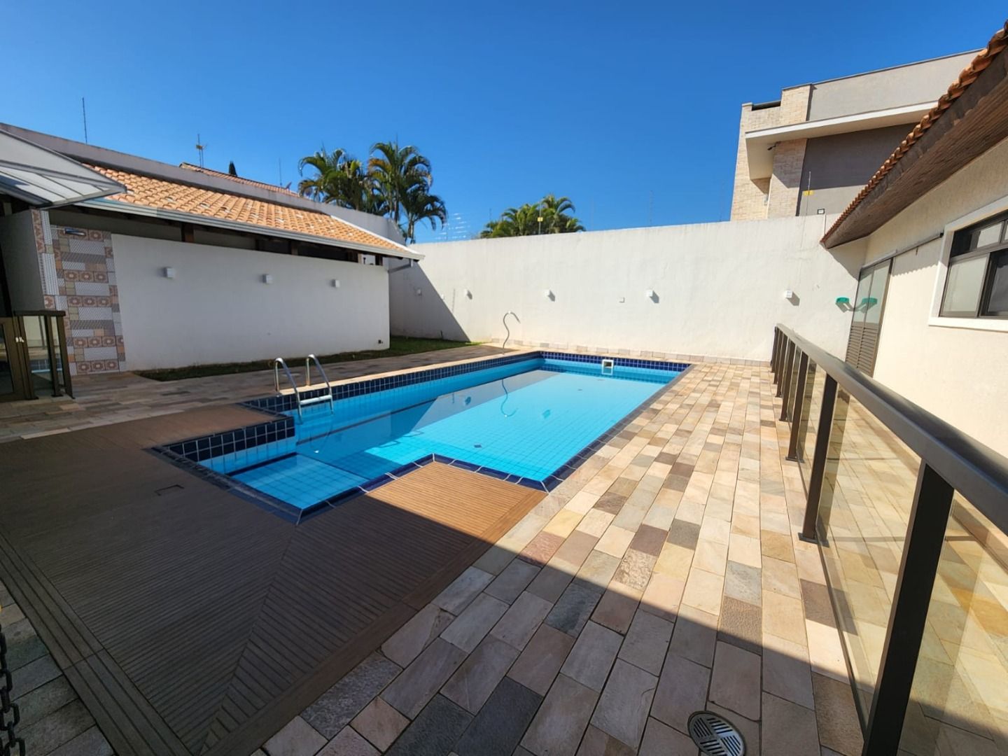 Casa com 3 quartos à venda, 240 m² por R$ 1.750.000 - Tucano - Londrina/PR