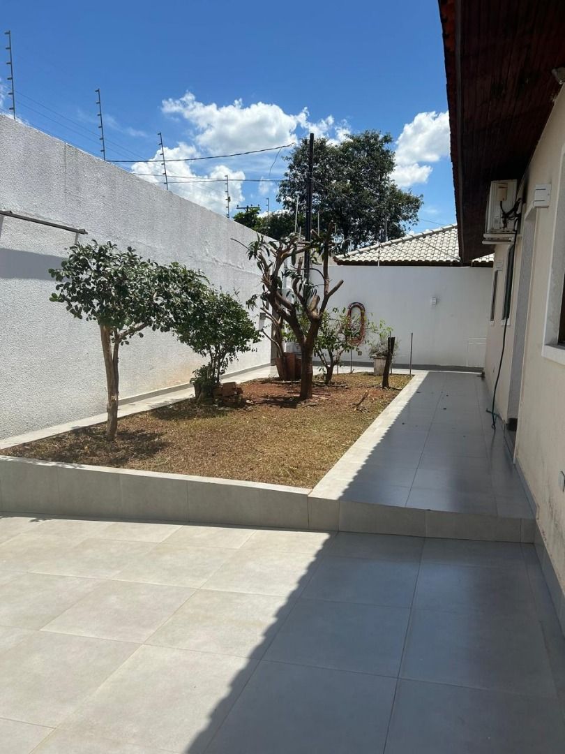 Casa com 3 quartos à venda, 240 m² por R$ 1.750.000 - Tucano - Londrina/PR