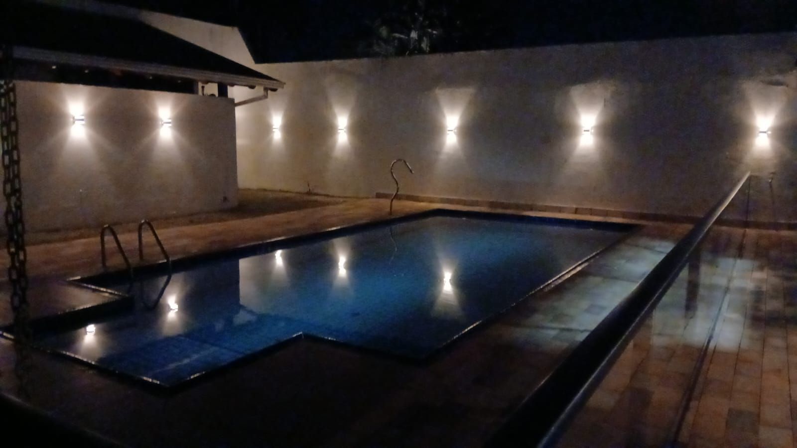 Casa com 3 quartos à venda, 240 m² por R$ 1.750.000 - Tucano - Londrina/PR