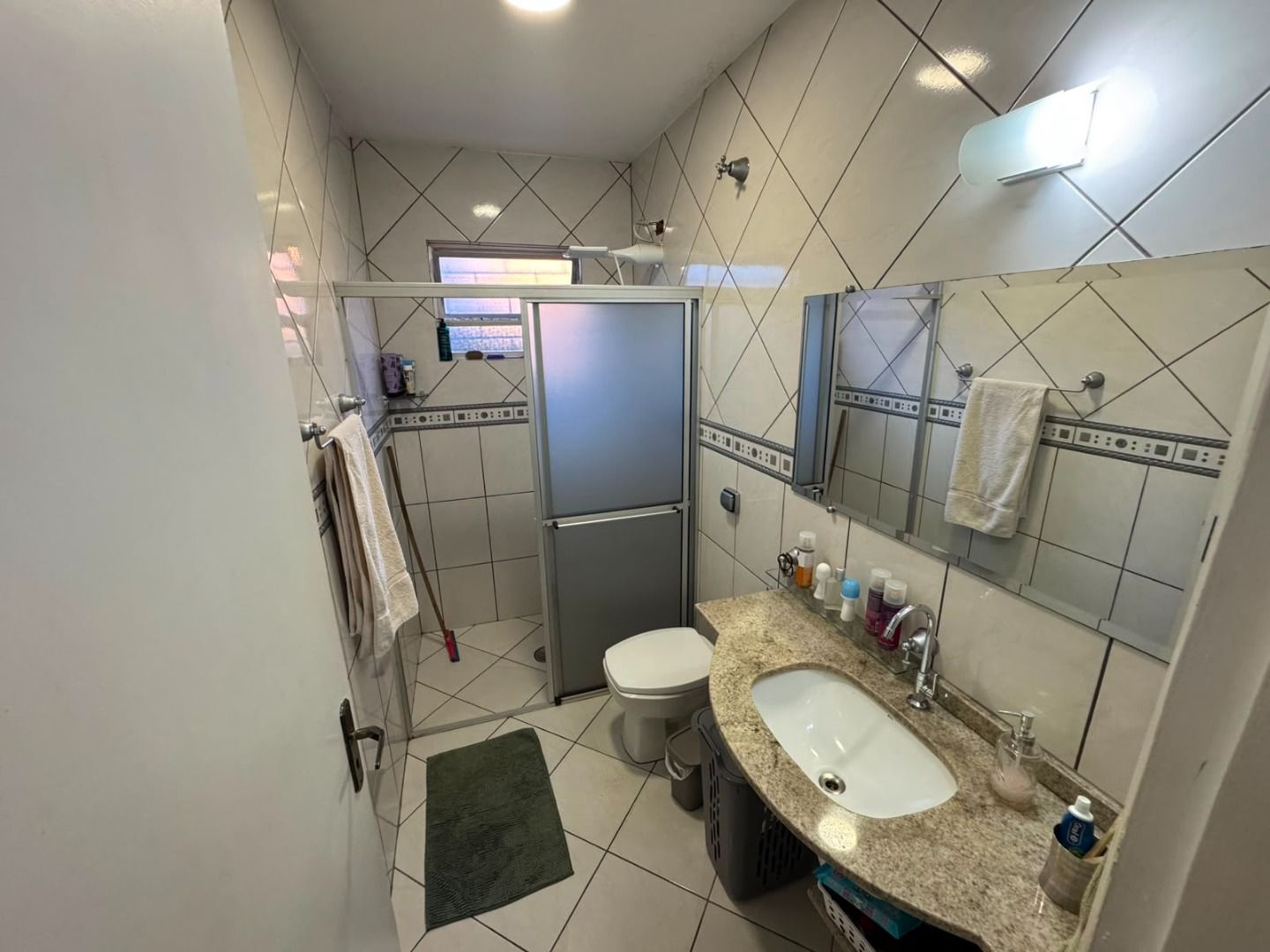 Casa com 3 dormitórios à venda, 230 m² por R$ 950.000 - Vivendas Do Arvoredo - Londrina/PR