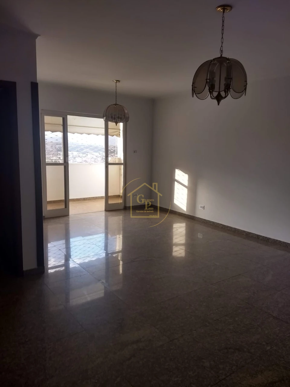 Imagens do imóveis Condomínio Edifício Itaparica