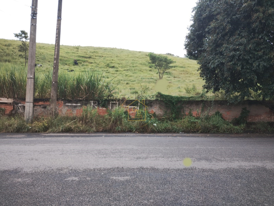 Imagens do imóveis Terreno Amplo para Investimento