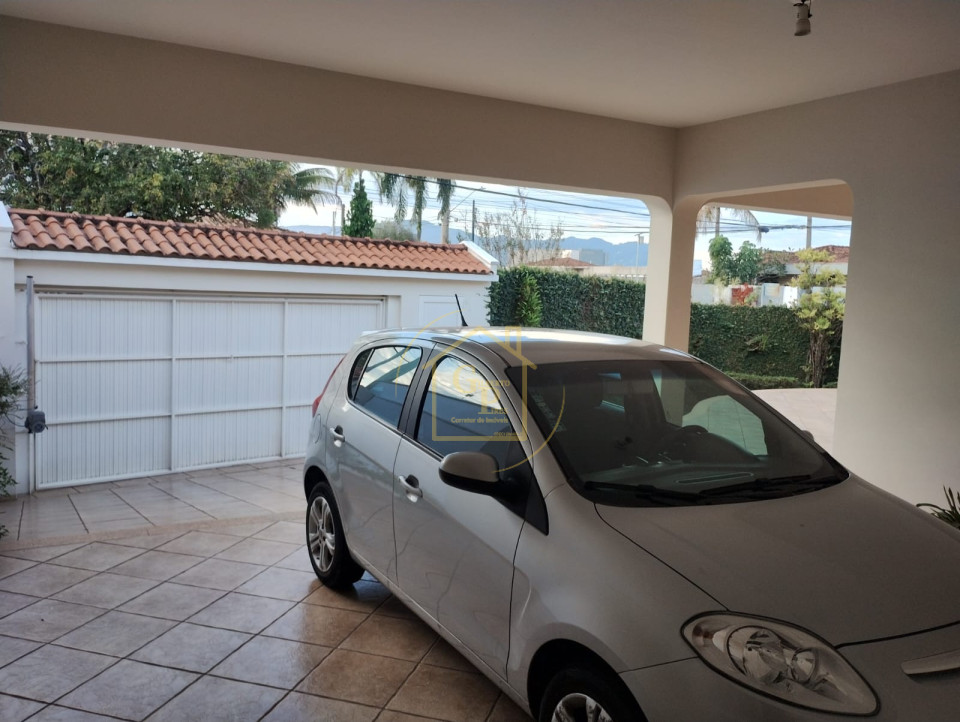 Imagens do imóveis Linda casa com bela vista da serra