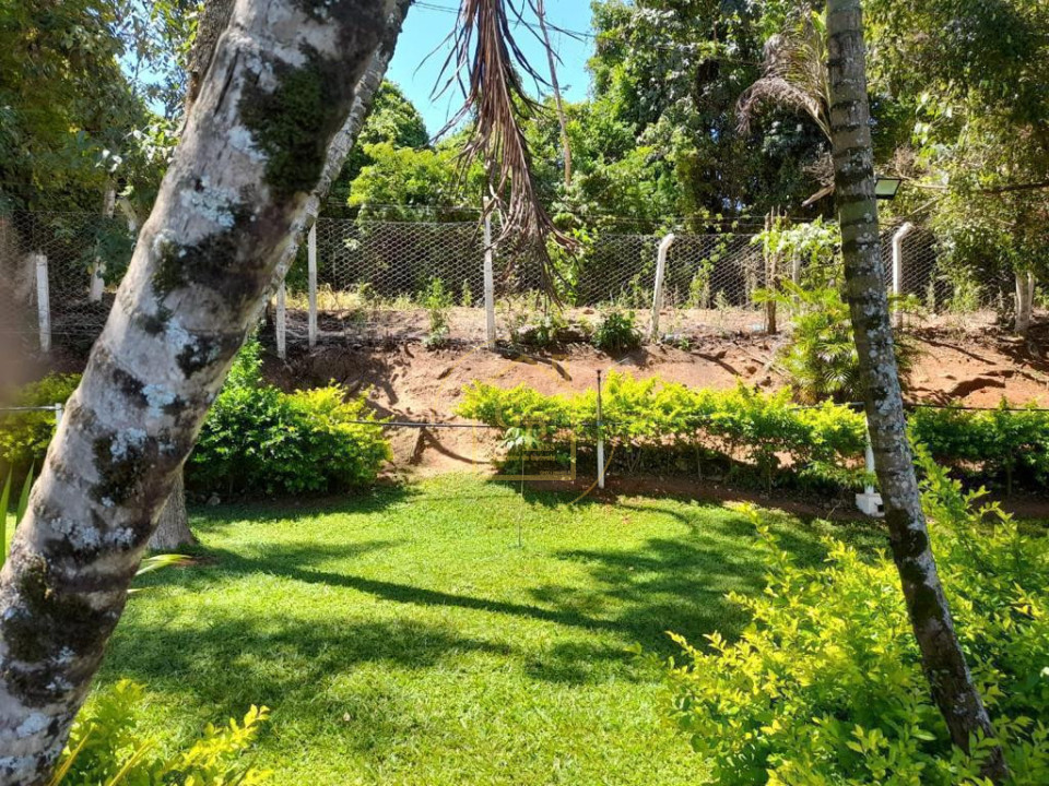 Imagens do imóveis Linda Chácara com Duas Casas e Varanda