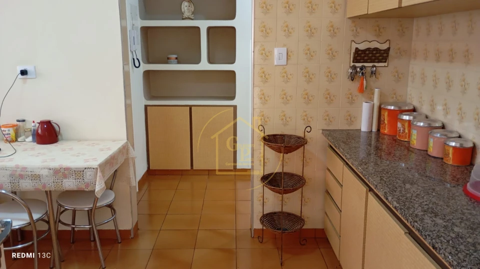 Imagens do imóveis Casa – Ampla e Bem Conservada