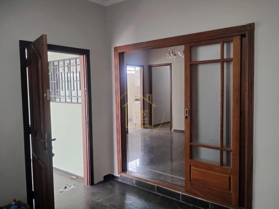 Imagens do imóveis Casa de Alto Padrão – Excelente como Residência e Também para Uso Comercial