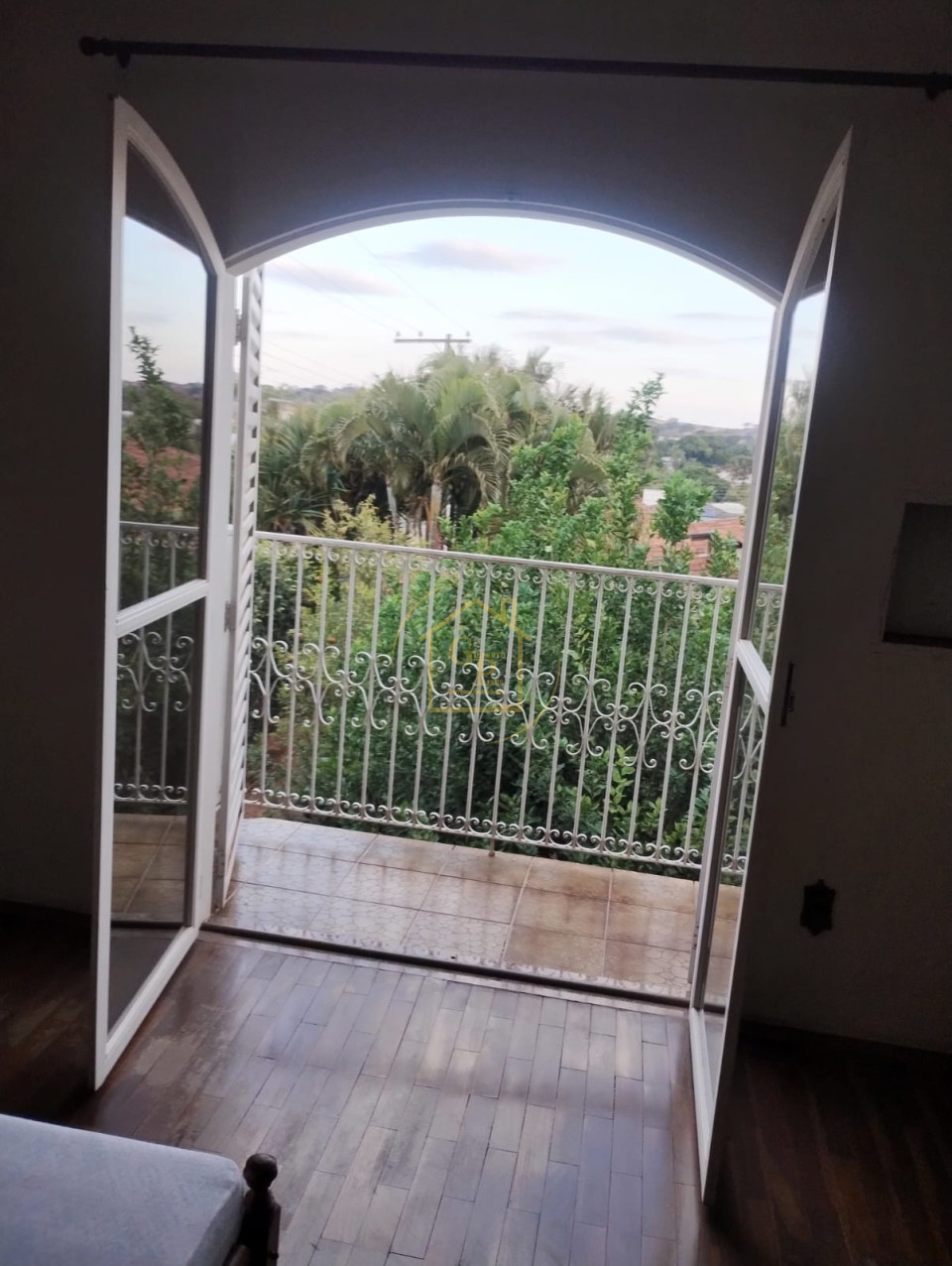 Imagens do imóveis Linda casa com bela vista da serra