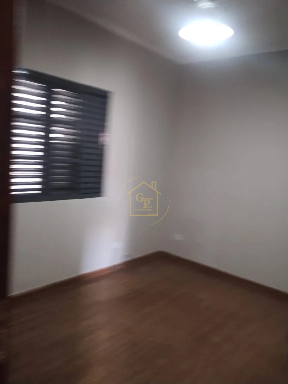 Imagens do imóveis Casa de Alto Padrão – Excelente como Residência e Também para Uso Comercial