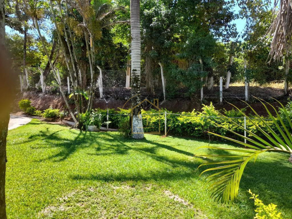 Imagens do imóveis Linda Chácara com Duas Casas e Varanda