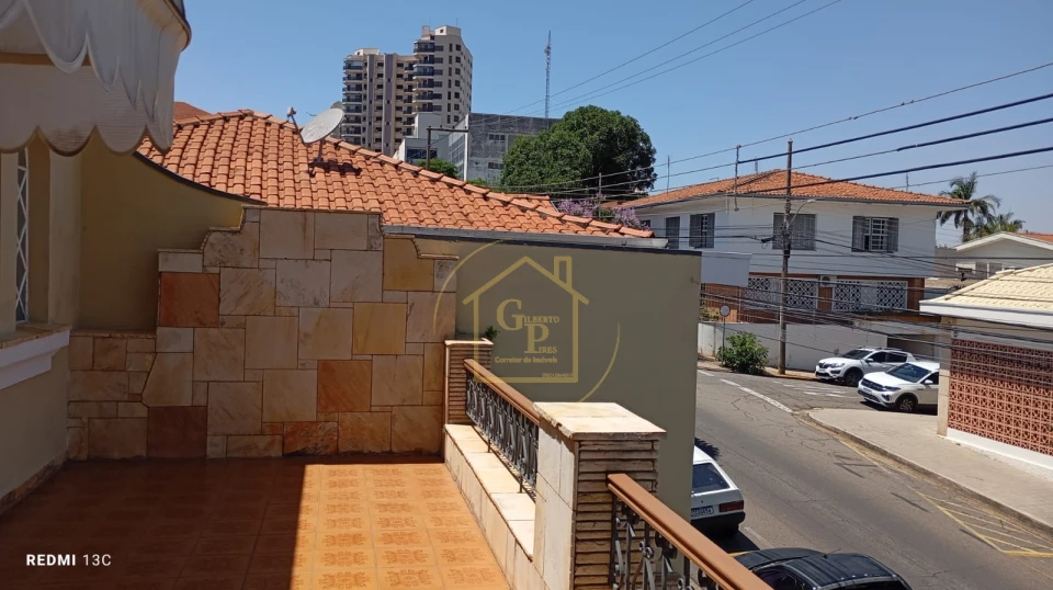 Imagens do imóveis Casa – Ampla e Bem Conservada
