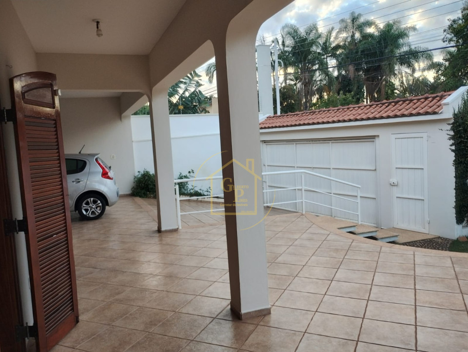 Imagens do imóveis Linda casa com bela vista da serra
