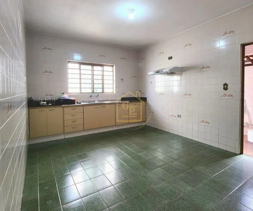 Imagens do imóveis Casa e Estabelecimento Comercial