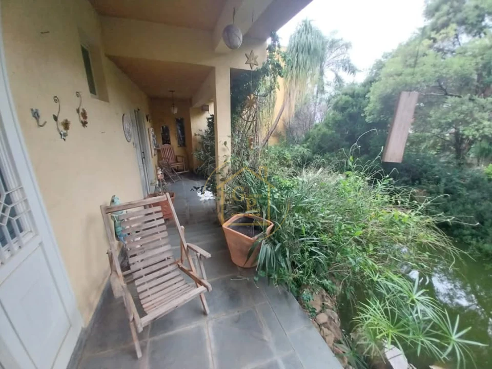 Imagens do imóveis "Belíssima Chácara"