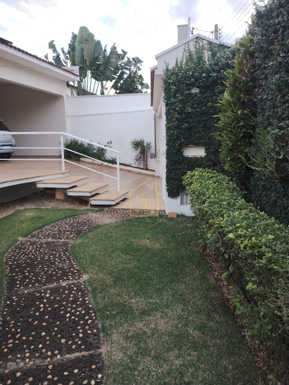 Imagens do imóveis Linda casa com bela vista da serra
