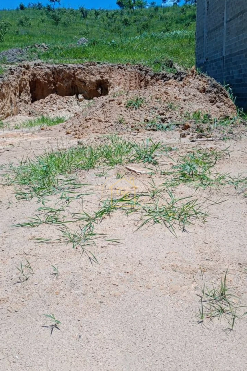 Imagens do imóveis Terreno a venda na rua Henrique Martarello