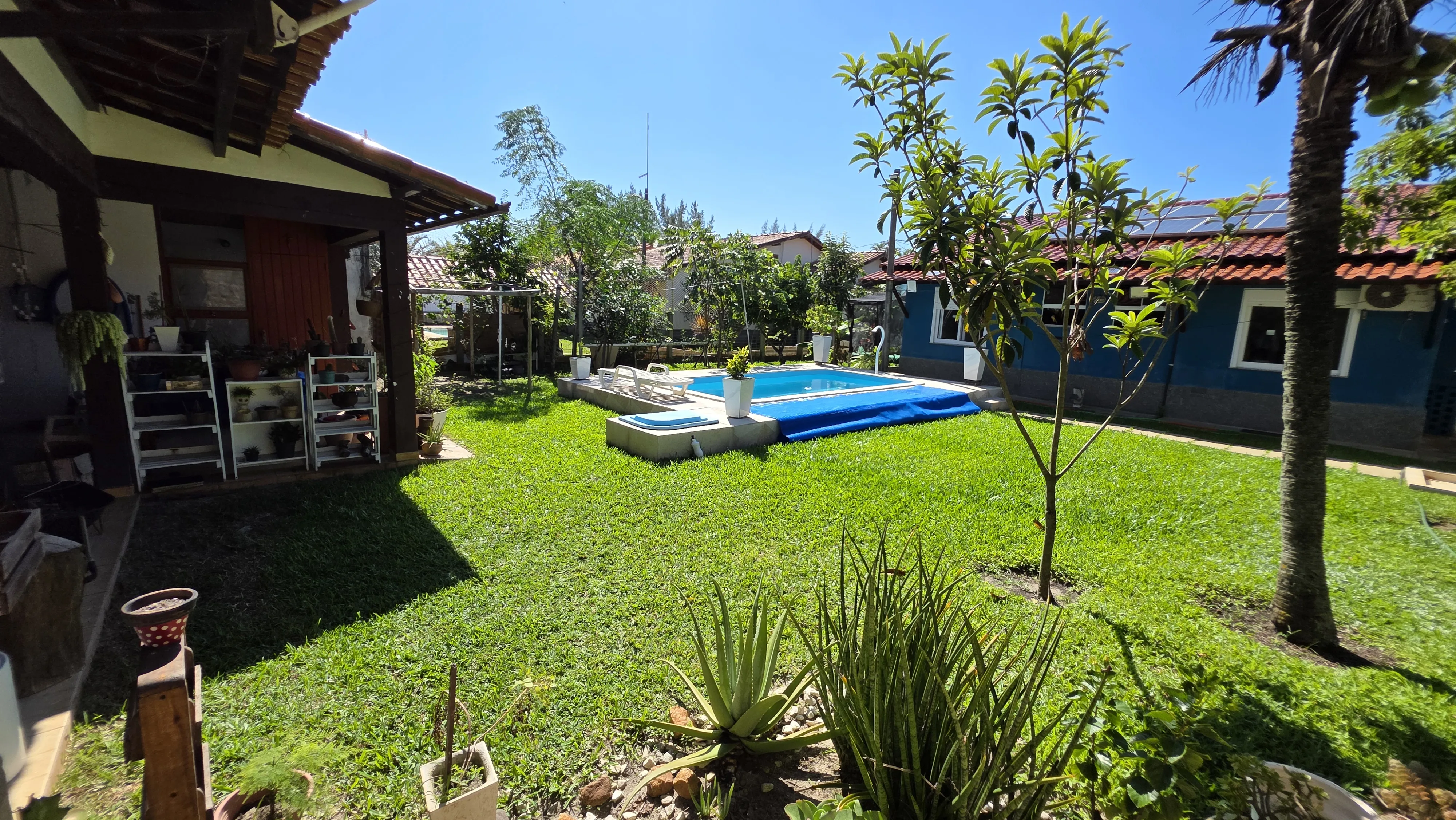 Imagens do imóveis Casa Linear com Piscina Aquecida, Área Gourmet e 632m² na Extensão da Praia Rasa