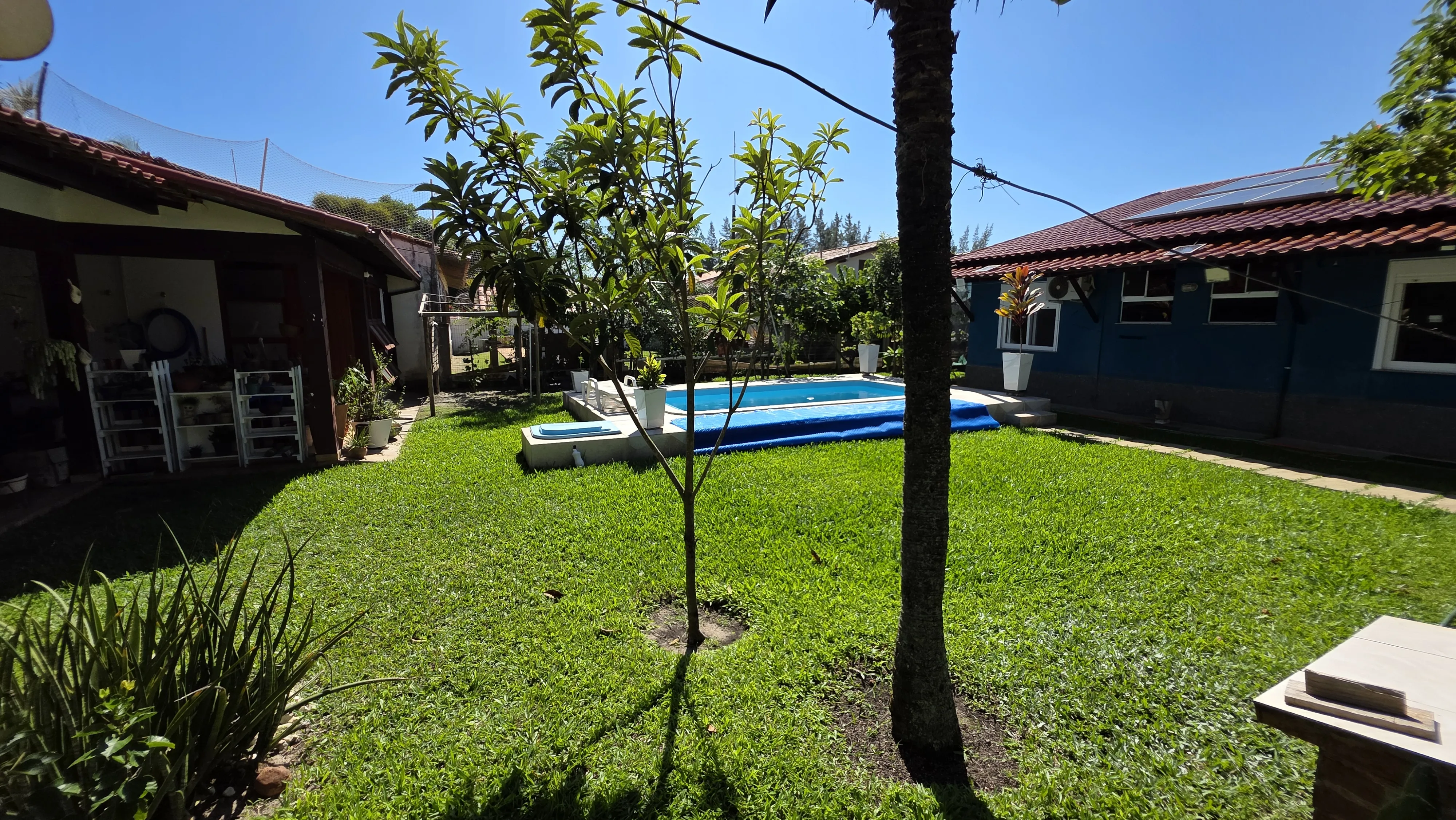 Imagens do imóveis Casa Linear com Piscina Aquecida, Área Gourmet e 632m² na Extensão da Praia Rasa