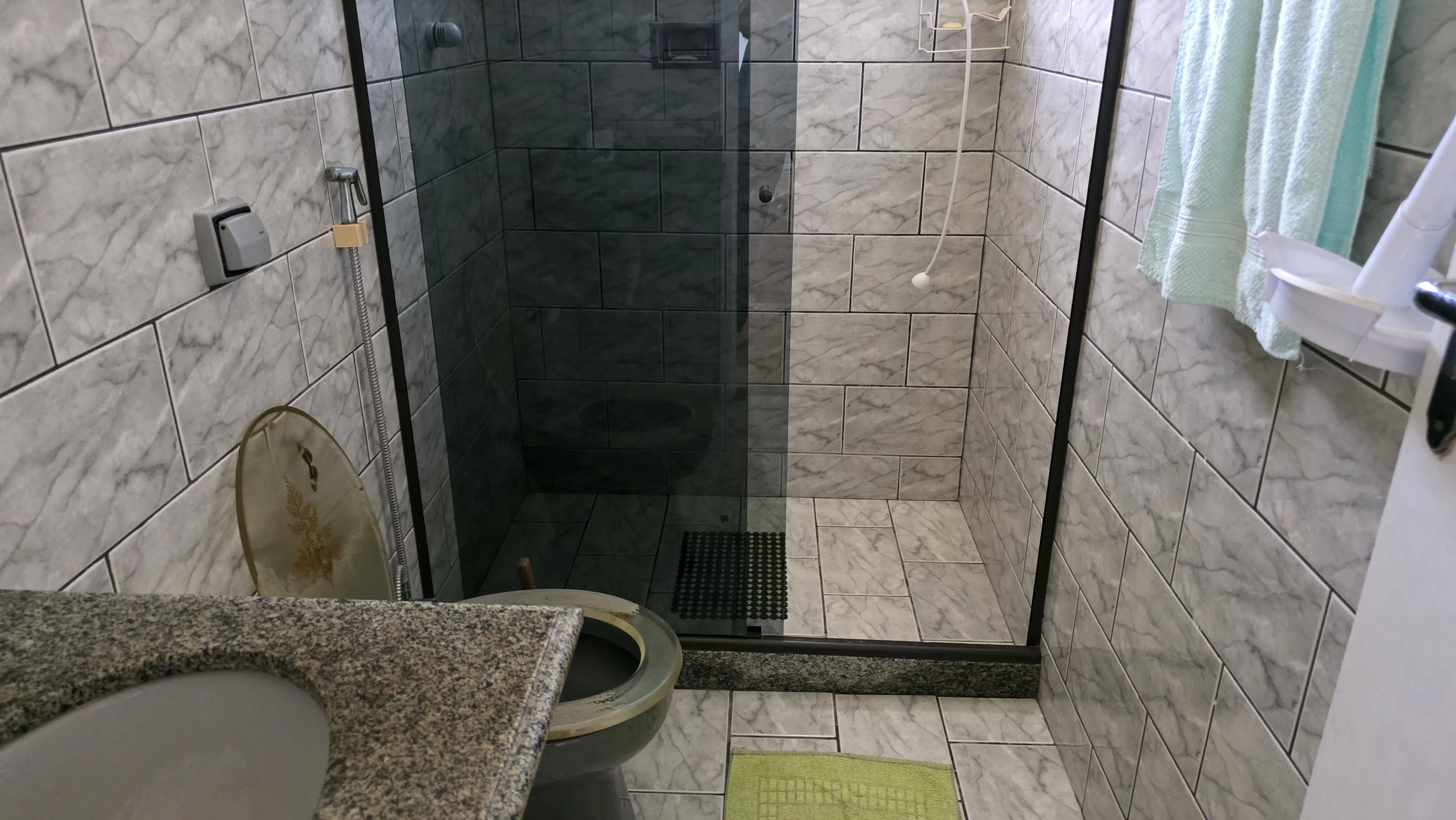 Imagens do imóveis Casa Linear com Piscina Aquecida, Área Gourmet e 632m² na Extensão da Praia Rasa