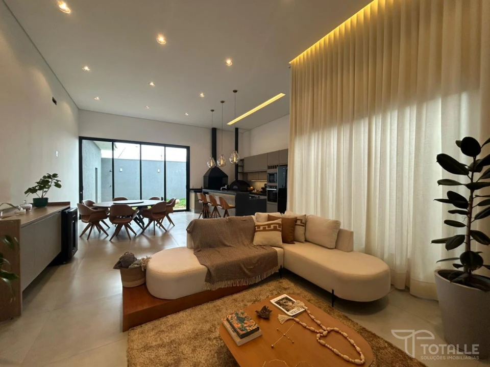 Imagens do imóveis Casa A Venta no Jardim do Lago VI