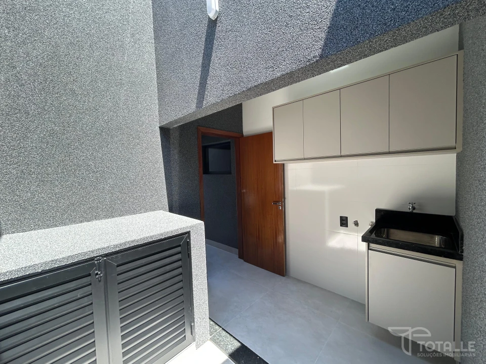 Imagens do imóveis Casa a Venda em Jardim do Lago