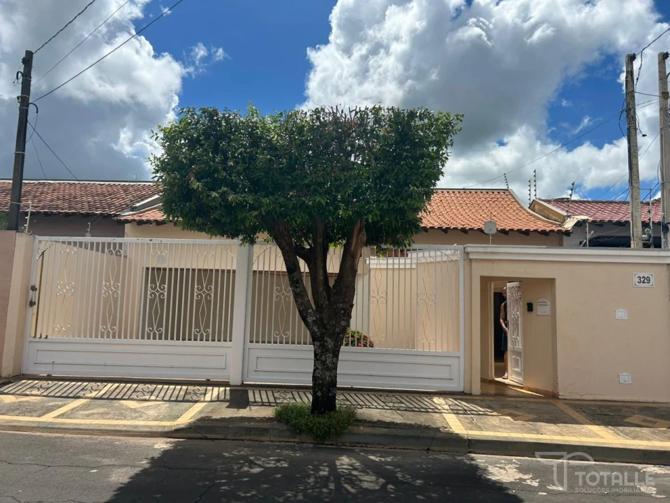 Imagens do imóveis Casa a Venda no Res. Miguel Barbeiro