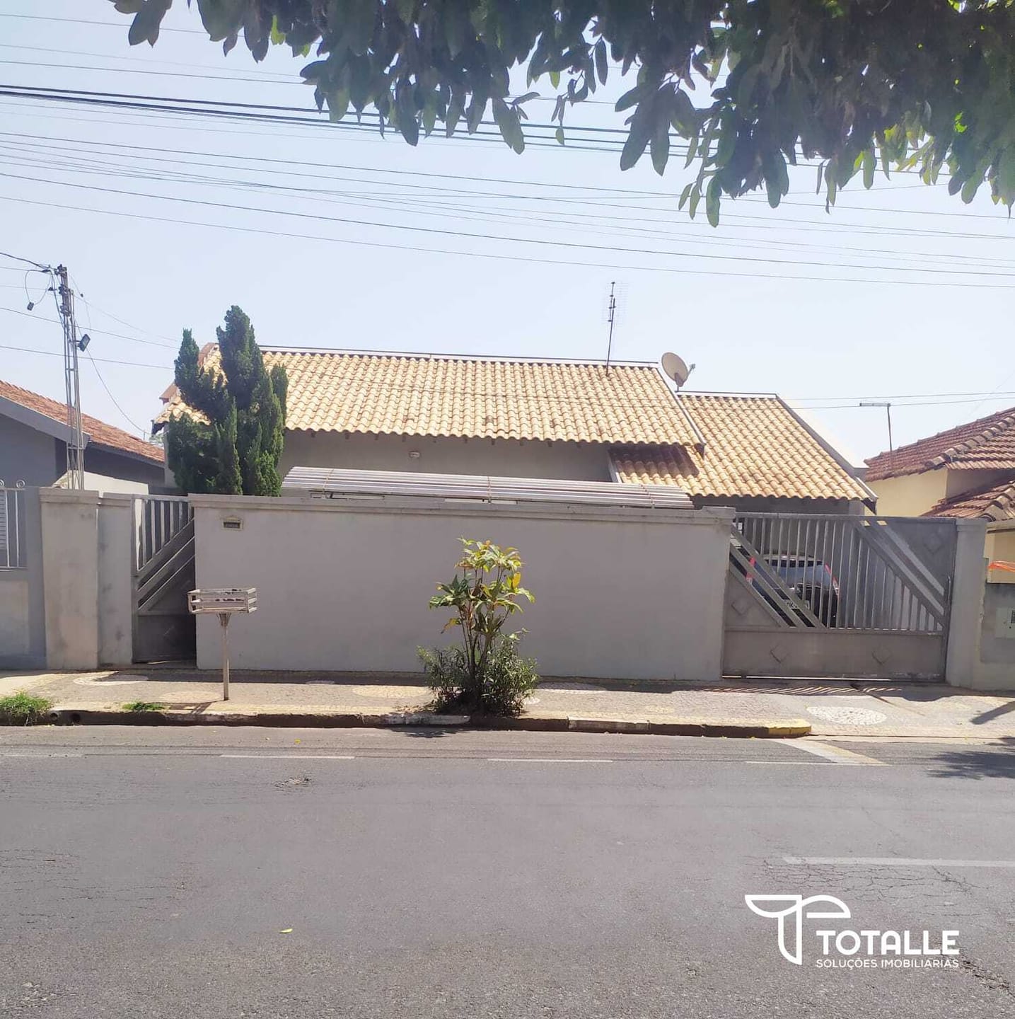 Imagens do imóveis Casa à venda, de 253 m² Próxima ao Centro, Penápolis, SP