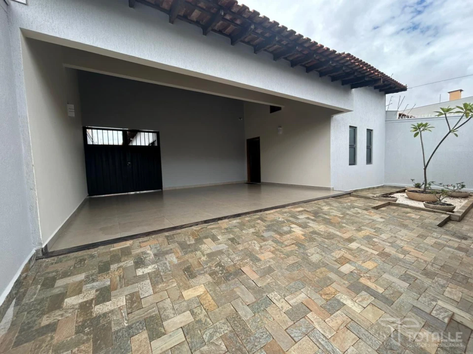 Imagens do imóveis Casa à Venda no Jardim Shangrilla