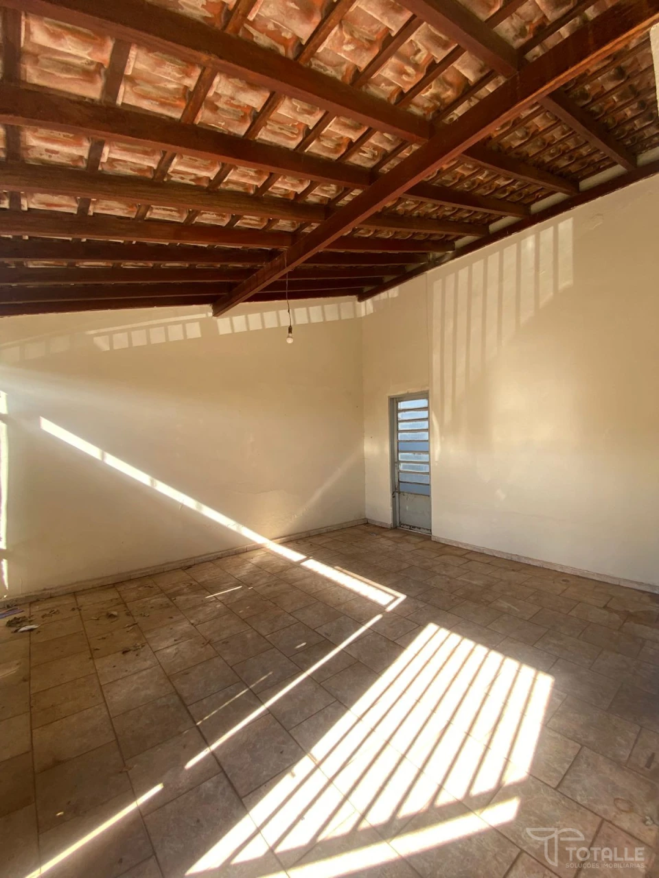 Imagens do imóveis Casa a Venda no Jardim Tropical