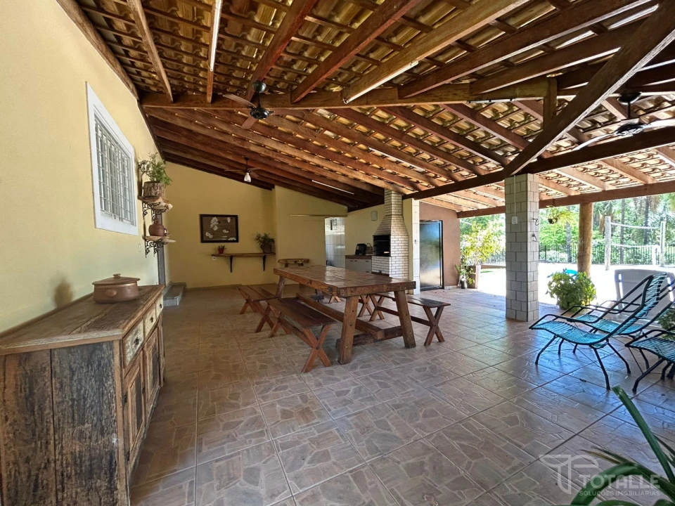 Imagens do imóveis Rancho a Venda no Condomínio Belvedere