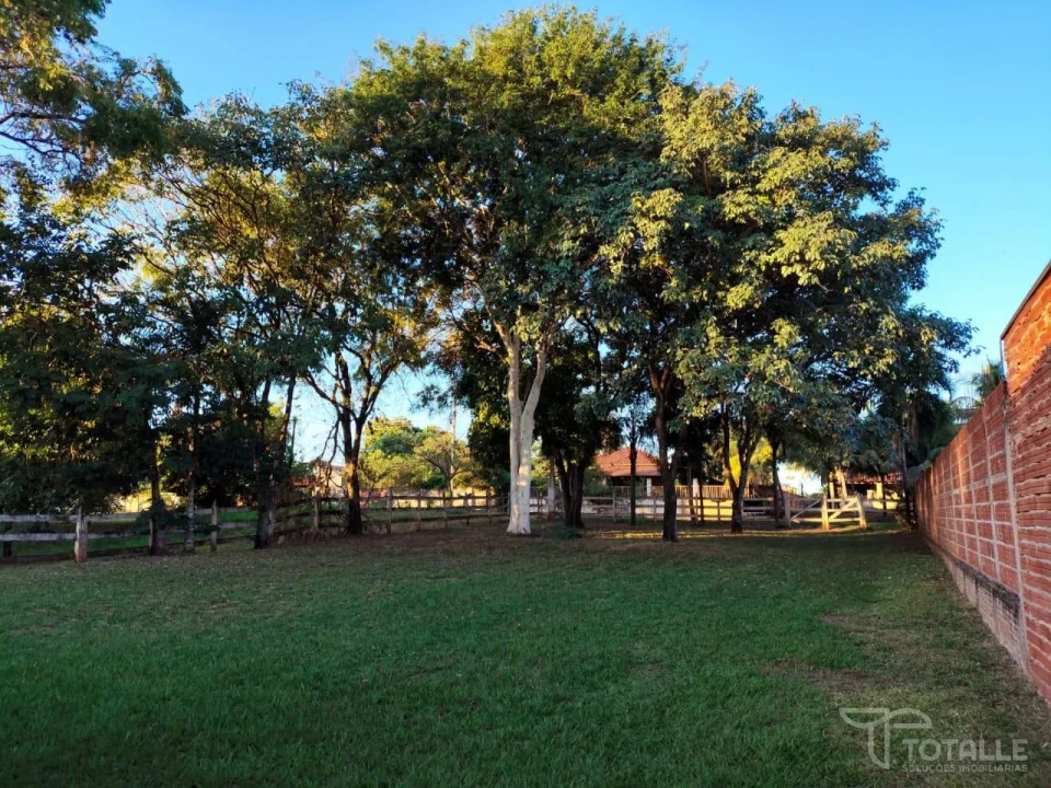 Imagens do imóveis Rancho à Venda no condomínio Belvedere
