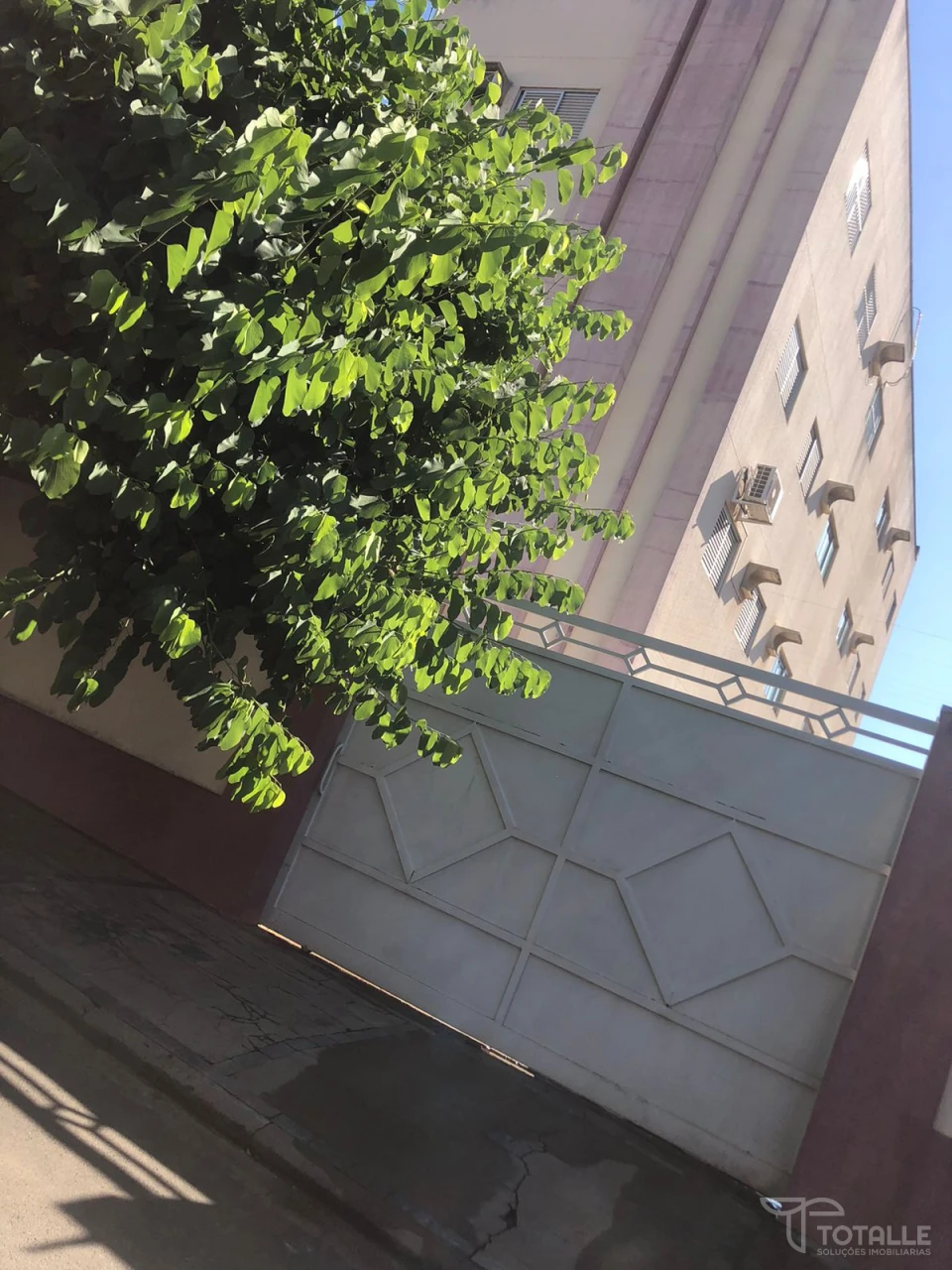 Imagens do imóveis Aluga-se Apartamento no Jd Guanabara